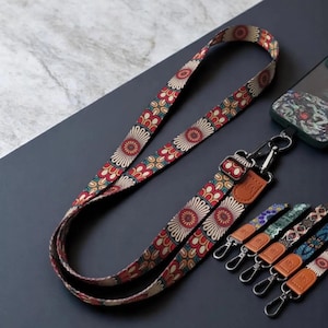 Retro Totem Phone Lanyard, Adjustable Crossbody Phone Strap Holder, Gift for Her