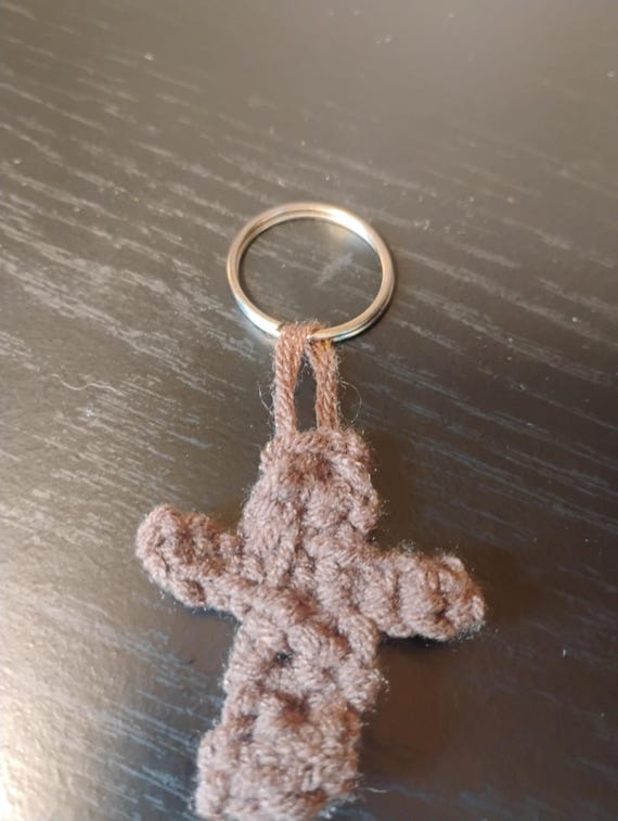 Handmade Crocheted Cross Keychain - Small, Timeless Christian Symbol, Ideal for Key Rings and Bags, Perfect for Easter