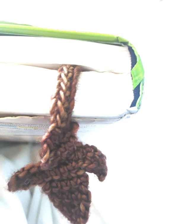 Handcrafted Christian Cross Bookmark for Bibles and Bible Study Books - Encourages Daily Reading and Easy Page Marking