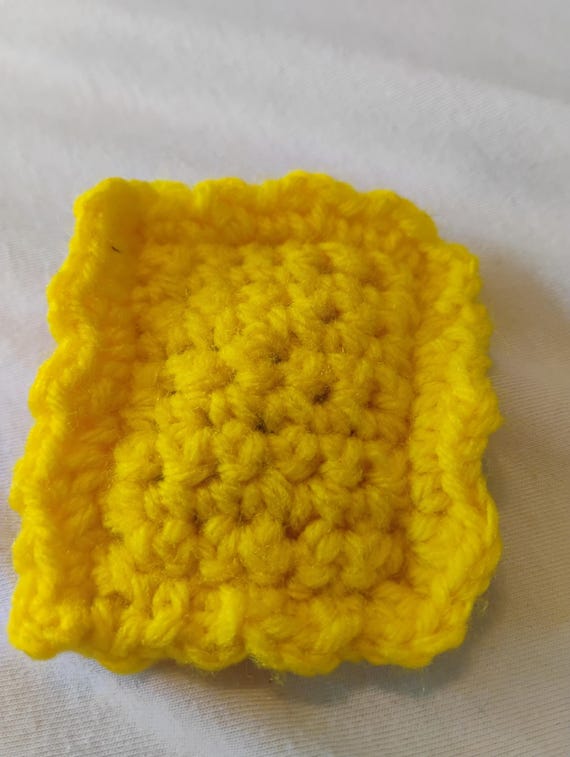 Adorable Catnip Crocheted Ravioli Cat Toy - Pack of 2, Purr-fect Playtime that Your Cats Will Love