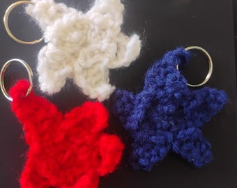 Patriotic Star Keychain: Handcrafted Yarn, July 4th Gift