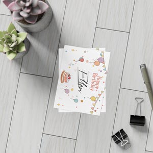 Kpop Geburtstagspostkartenpaket, 10 einzigartige Designs, Umschläge enthalten, BTS Fangeschenk, Kpop Briefpapierpaket, Karten für besondere Anlässe,