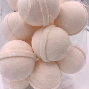 14 bath bombs Ginger Peach Pier 1 Type gift bag bath fizzies, great for dry skin, shea, cocoa, 7 ultra rich oils image 2