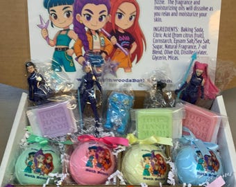K-Pop Demon Hunters 8-pack XL 5.5 oz Bath Bomb Gift Set for Kids