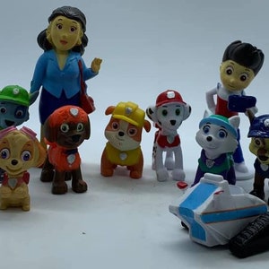 12 XL Bath Bomb Fizzies with surprise Paw Patrol figure inside, handmade, natural ingredients, fruity, kid-friendly scents