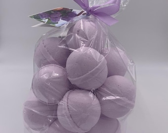 14 bath bombs in French Lilac, gift bag bath fizzies, great for dry skin, shea, cocoa, 7 ultra rich oils New Round Shape