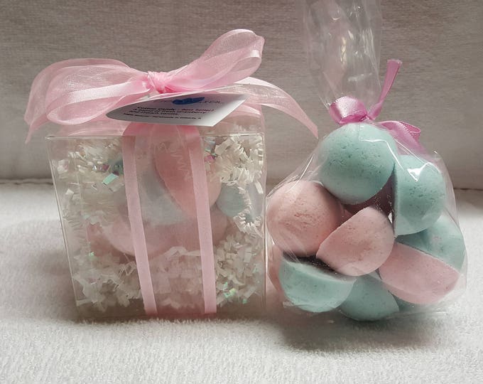 Luxury Bath Bomb GIFT SET with 14 (one) 1 oz bath bombs, (select from drop down menu Fragrances A thru F) our 14-pack bath bombs in gift box