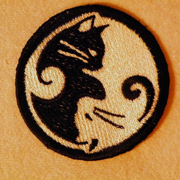 Yin-Yang Kitty Iron on Patch 2.75"