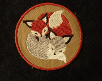Cuddle Foxes Iron on Patch 3.5"