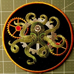 Steampunk Octopus Iron on Patch 5.83 image 1