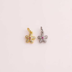 Bloem bedel 7 mm 5 bloemblaadje bloem robijnrood centrum 22k gold filled zilveren bedels armband ketting hanger minimalistische bedels cz pave