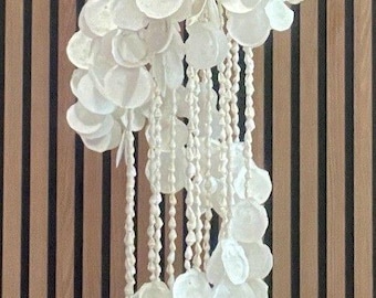 Móvil colgante de campanillas de viento estilo vintage costero con conchas de Capiz y nácar Boho 46