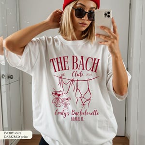 Magliette personalizzate The Bach Club per il weekend tra ragazze, maglietta personalizzata per addio al nubilato in spiaggia, maglietta da campeggio per addio al nubilato in bikini e martini