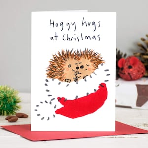 Niedliche Igel Karte 'Hoggy Hugs At Christmas' Igel Weihnachtskarte für Partner, Frau, Freundin, Freund, beste Freundin
