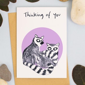 Pensando en tu tarjeta, linda tarjeta de animal lémur, tarjeta de duelo por pérdida, tarjeta de simpatía, tarjeta de saludo de amistad, tarjeta de amor, animal blanco y negro