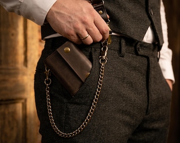 Chain Wallets - Etsy Canada