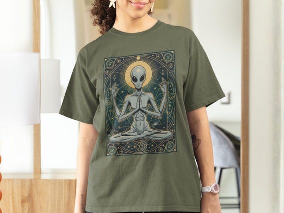 Alien Meditation T-Shirt - Unisex Gray Alien Yoga Graphic Tee