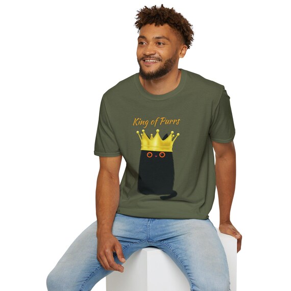 King of Purrs Cat T-Shirt: Funny Royal Kitty Tee