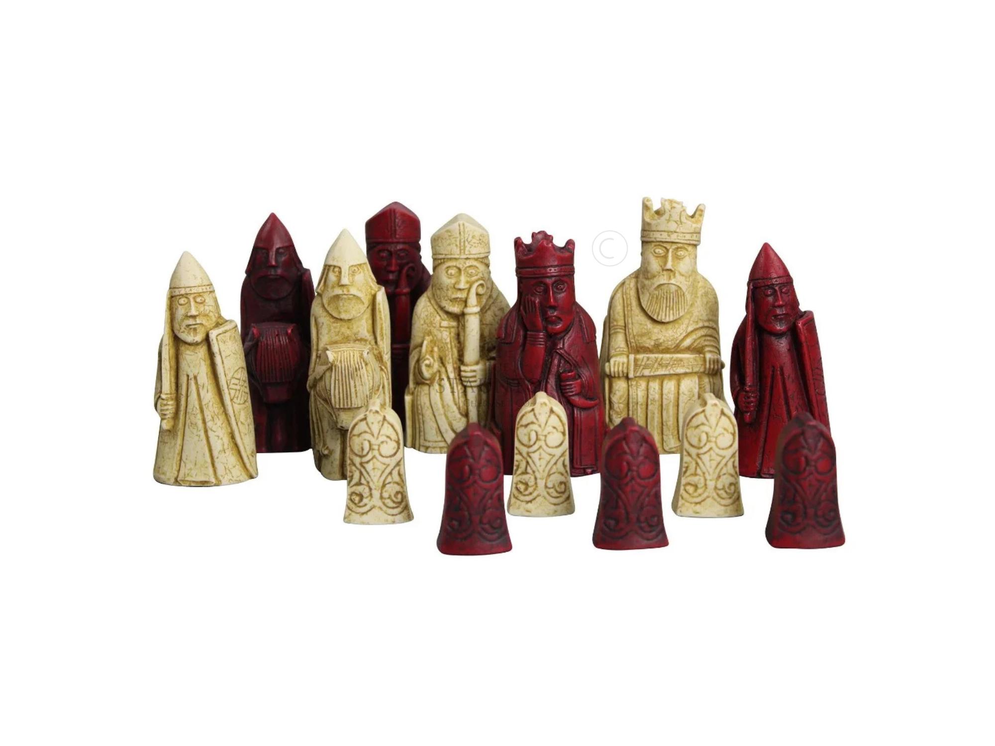 Juego De Ajedrez Isle Of Lewis Edición 4 Reinas | Tablero De Caoba 21 Pulgadas Con Piezas Temáticas Vikingas