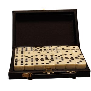 Double 9 dominos faits main personnalisés dans un étui en similicuir