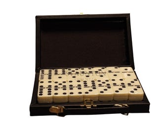 Dominó Doble 9 personalizado y hecho a mano en estuche de cuero sintético