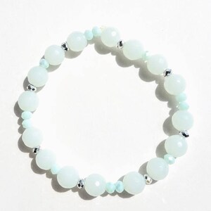 Seafoam Green Beaded Stretch Stack Bracelet. Mint Green and Silver Stretchy Bracelet. Natural White Agate Beaded Bracelet. Gift for Her.