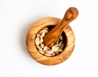 Handmade Olive Wood Mortar and Pestle, Wooden Spice Grinder, Herb Crusher Garlic Crusher Bowl, mothers day gift, gift for mom,