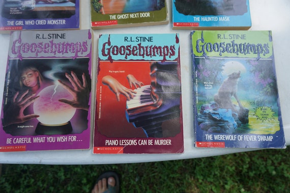 Goosebumps Books Lot Of 7 Vintage 90 S Scary Books For Elementary Kids By R L Stine 1 3 6 8 10 12 13 Reader Beware 11 14 Sold