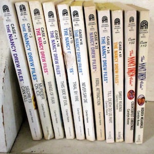 Libros para niños Vintage Lote de 11 Nancy Drew Mystery Libros de bolsillo The Nancy Drew Files Case Carolyn Keene