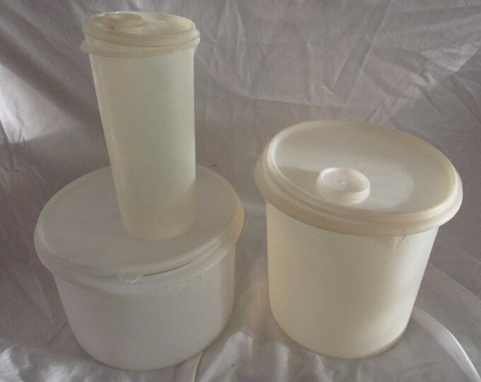 Vintage Tupperware Storage Containers 254, 267-3 and 262 All With Lids ...