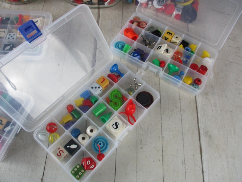 Loose Parts Play / Vintage confetti :) Mix of game parts, dice, jacks, marbles etc in plastic storage container or in bag Please specify image 1