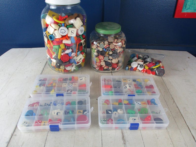 Loose Parts Play / Vintage confetti :) Mix of game parts, dice, jacks, marbles etc in plastic storage container or in bag Please specify image 3