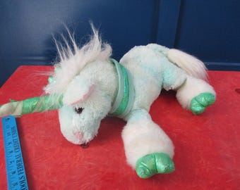 Vintage Animal Alley Toys R Us pluche groenblauw eenhoorn met glanzende hoeven en hoorn 200-2001 misschien Darla maar geen regenbooggaren manen hoornstof VERSLETEN