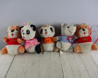 Vintage lot of 5 Shirt Tales Plushies Plush Stuffed animals 2 of Tyg, Rick, Digger and  Pammy 1981 Hallmark Cards