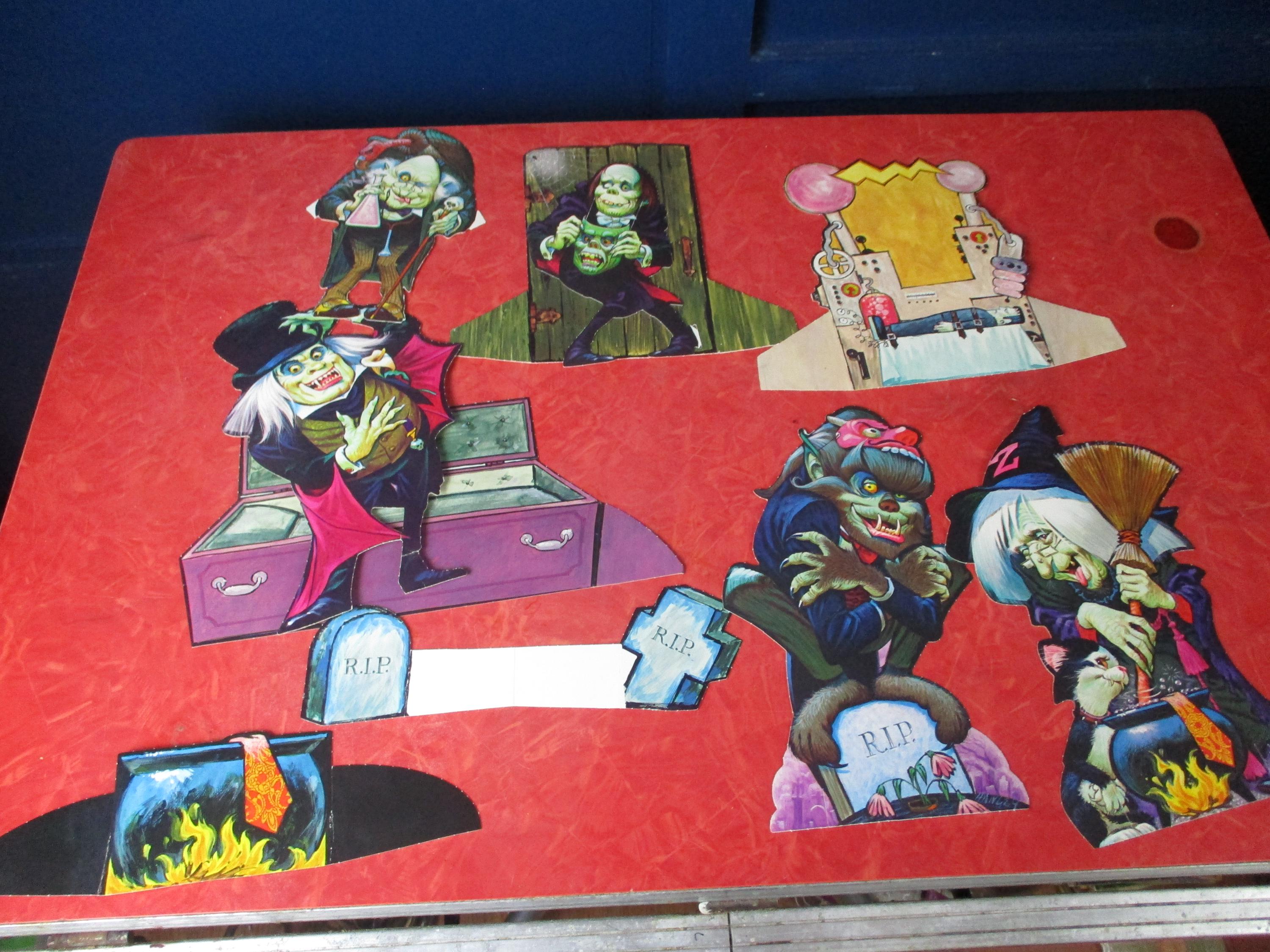 Vintage Set 1980's Pete Hawley Halloween Decorations 3-d Tabletop