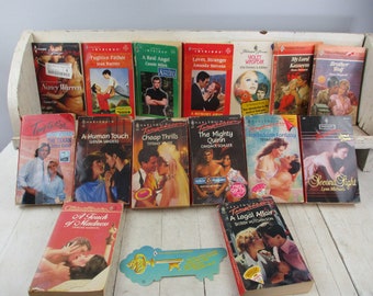 Vintage 1980's 1990's Lot 15 ROMANCE books , Harlequin Temptation, Harlequin Presents, plus collectible Harlequin bookmark