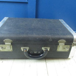 Vintage Black with Metal trim Medium Suitcase Luggage  18 x 12 1/2 x 6 1/2