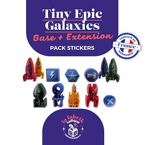 Peut inclure: Ensemble de pièces et de jetons colorés pour "Tiny Epic Galaxies". L'image présente des fusées miniatures rouges, jaunes et vertes, ainsi que des jetons bleus et gris. Le texte indique "Tiny Epic Galaxies" et "Base + Extension".