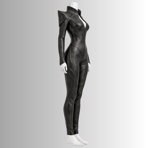 Black leather cosplay costume full body

Gothic villain leather catsuit costume