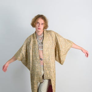 GOLDEN LOTUS MYSTIC|mens kimono|bohemian robe|japanese clothing|festival fashion|oriental style|vintage japan|burning man outfit