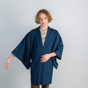 Ocean Depth Haori (羽織 – haori) – Japanese Men’s Short Kimono Jacket