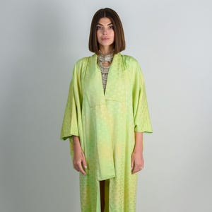 GODDESS of fLIME BLOOM kimono | japanese robe | green kimono | silk layering | boho chic | festival fashion | ethereal look | pastel lover