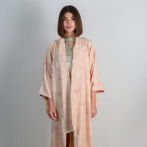 Garden MUSE IN BLOOM kimono | japanese kimono | floral kimono | silk robe | pastel fashion | ethereal wear | boho goddess | elegant layering