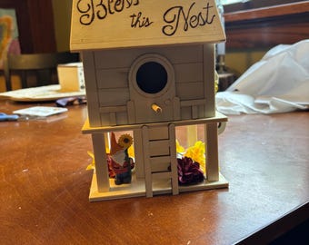 Bird house