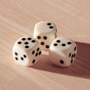 Dados de puntos desordenados • Dados de diseño disperso • Dados de "Piénsalo dos veces"