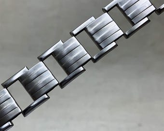 Vintage OW. ZURICH Expandable Watch Band: Swiss Made Stainless Steel Bracelet