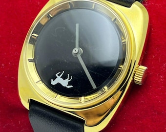 vintage Flying Horse Mystery Dial NOS "Unworn" Gold Plated Mens wristwatch ca.1970s - Working