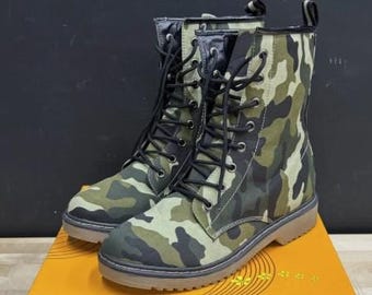 Forever Alyson Women’s Combat Camo Boots Size 7 | Mid-Calf Lace-Up Military Style Fashion Boot