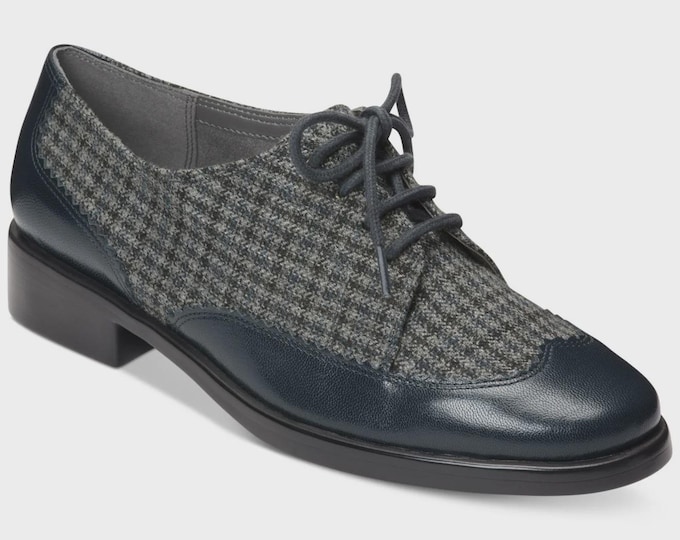 Trendy Women’s Aerosoles Accomplishment Oxfords | Two-Tone Velvet Wingtip Lace-Up Shoes size 7
