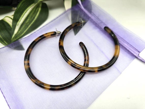 Large Hoops earrings, classic tortoiseshell resin earrings, summer jewellery, acrylic earrings, circle earrings